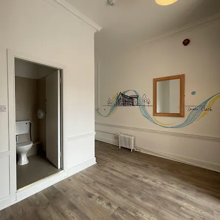 Leevin George Albergue