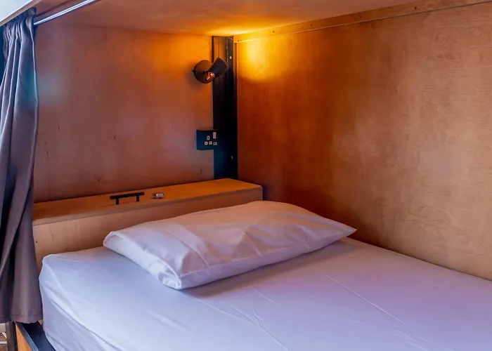 Leevin George * Дублин