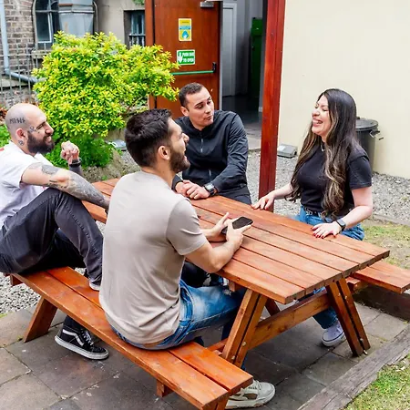 Leevin George Дублин