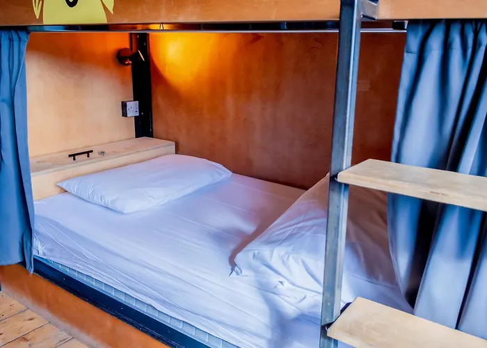 Hostel Leevin George *