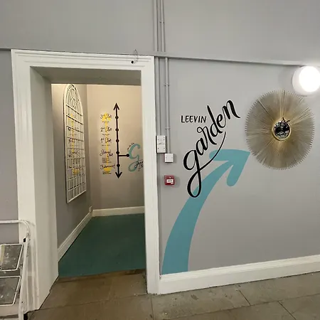 Albergue Leevin George