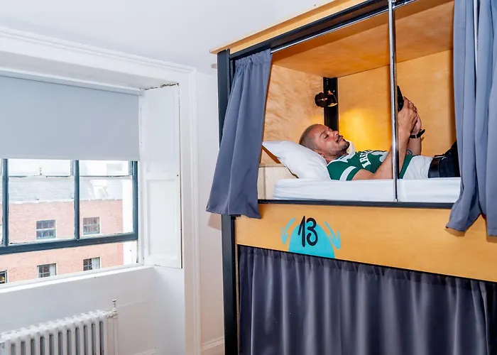 Hostel Leevin George